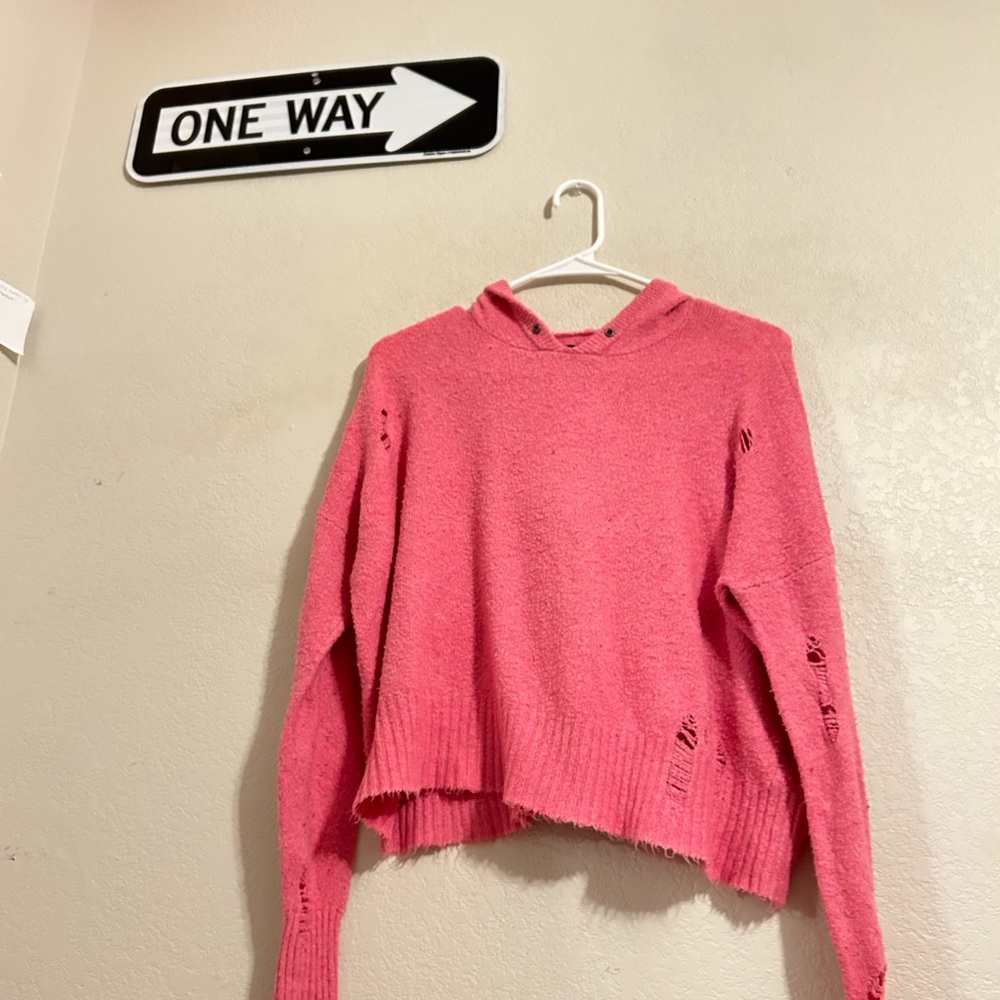 American Eagle Outfitters Pink Sweater💕